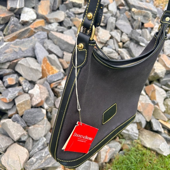 NEW Dooney & Bourke purse - Picture 10 of 10